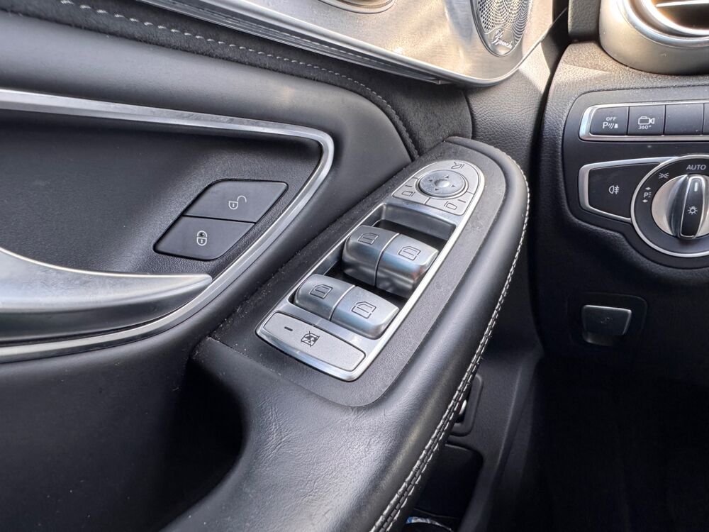 Classe C 63AMG V8 4.0 476Ch BVA - ENTRETIEN MERCEDES - AUDIO BURMESTE 2017 occasion 26000 Valence