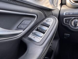 Classe C 63AMG V8 4.0 476Ch BVA - ENTRETIEN MERCEDES - AUDIO BURMESTE 2017 occasion 26000 Valence