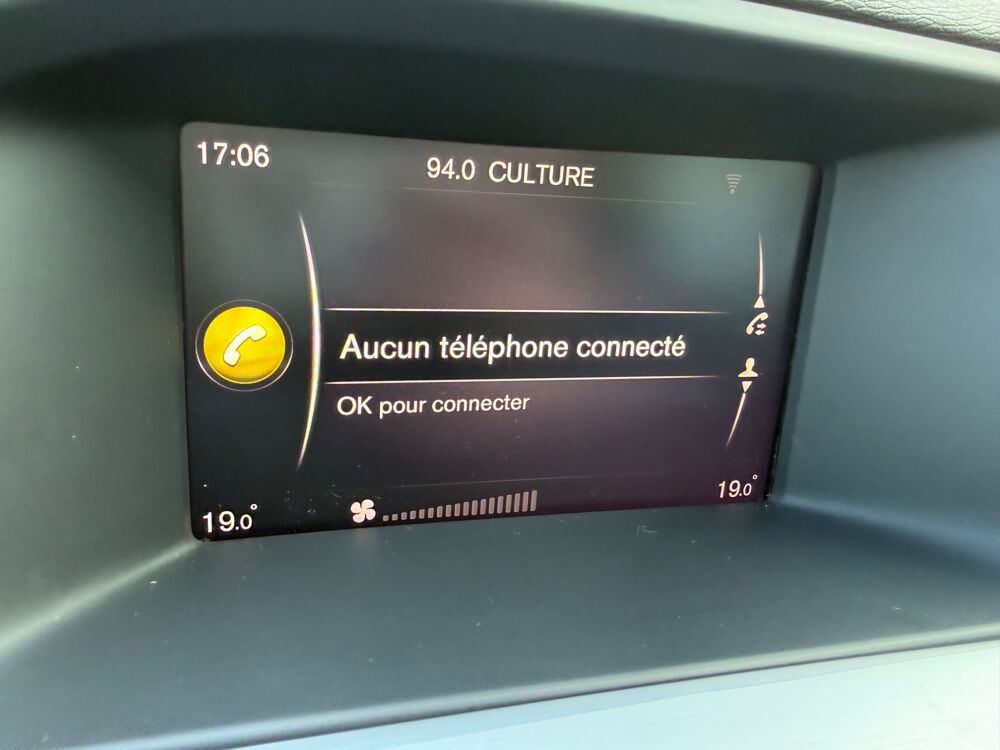 S60 2.0 D3 150CH ECO MOMENTUM BUSINESS - RADAR DE RECUL - CLIMAT 2017 occasion 27000 &Eacute;vreux