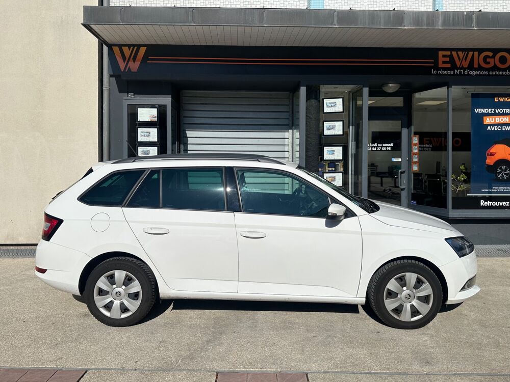 Fabia COMBI 1.0 TSI 95 AMBITION DSG BVA - RADAR DE RECUL - BOITE A 2022 occasion 57600 Forbach
