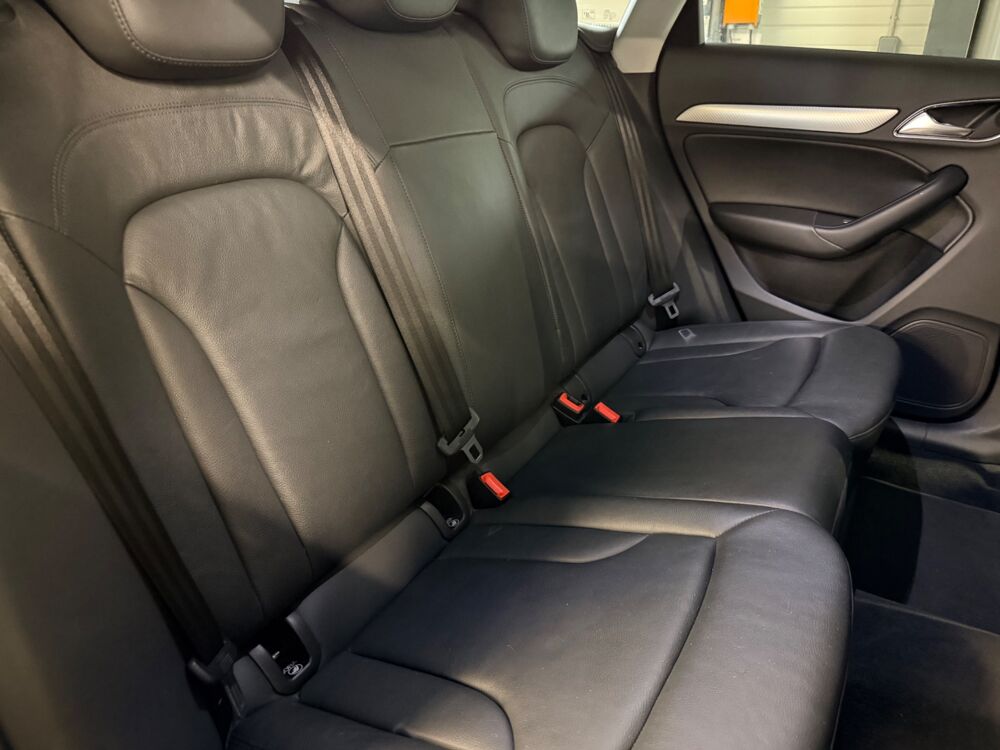 Q3 2.0 TDI 150 Ch AMBITION LUXE QUATTRO S-TRONIC BVA 2015 occasion 79000 Niort