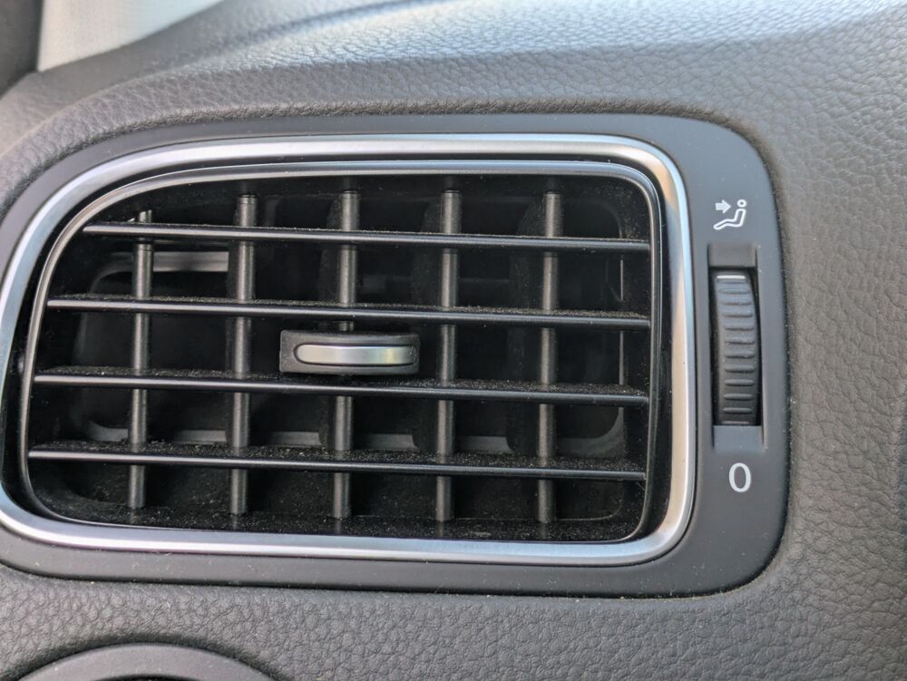 Polo 1.2 60ch + Jantes hiver 2012 occasion 69420 Ampuis