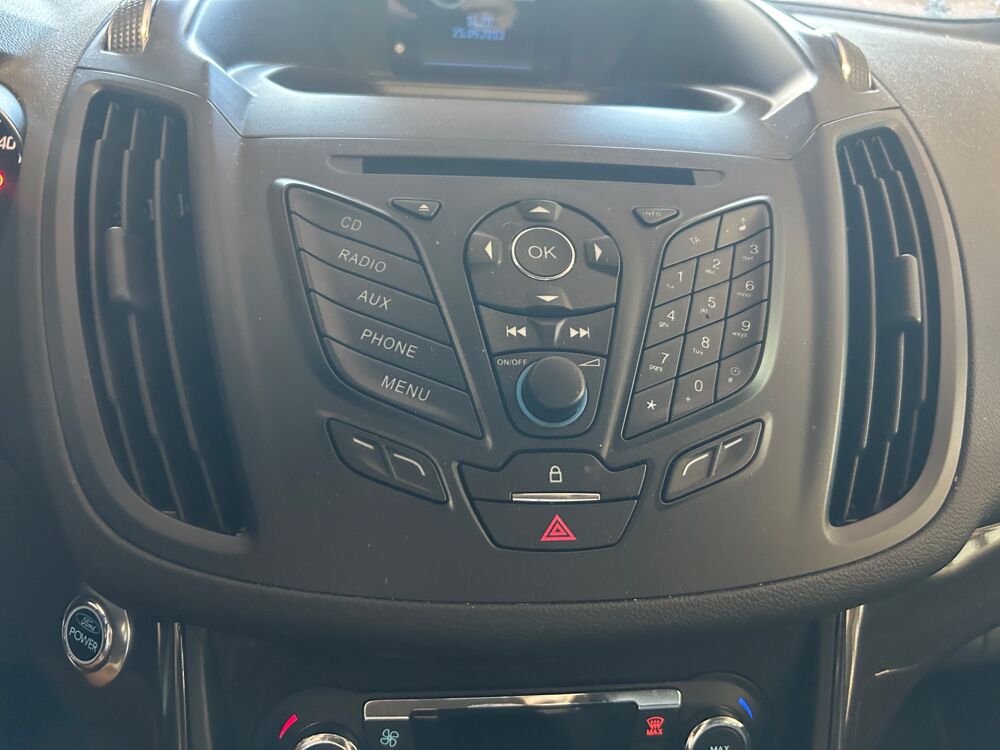Kuga 1.6 SCTI 180 TITANIUM 4X4 BVA 2013 occasion 83600 Fr&eacute;jus