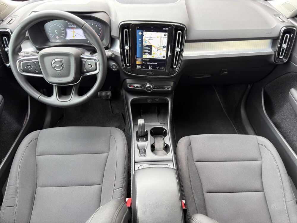 XC40 1.5 T2 129 ch BUSINESS GEARTRONIC 8 2WD 2021 occasion 64320 Idron