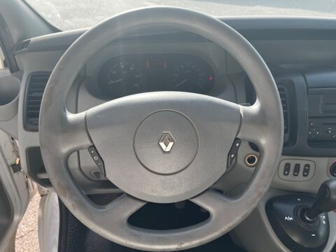 Trafic FOURGON 2.5 DCI 145 CH L2H1 EXTRA BVA / DISTRIBUTION FAITE 2010 occasion 47000 Agen