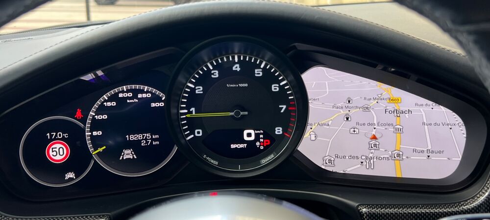 Panamera SPORT TURISMO 2.9 V6 462ch E-HYBRID 4 PDK - SUIVI COMPLET / 2017 occasion 57600 Forbach