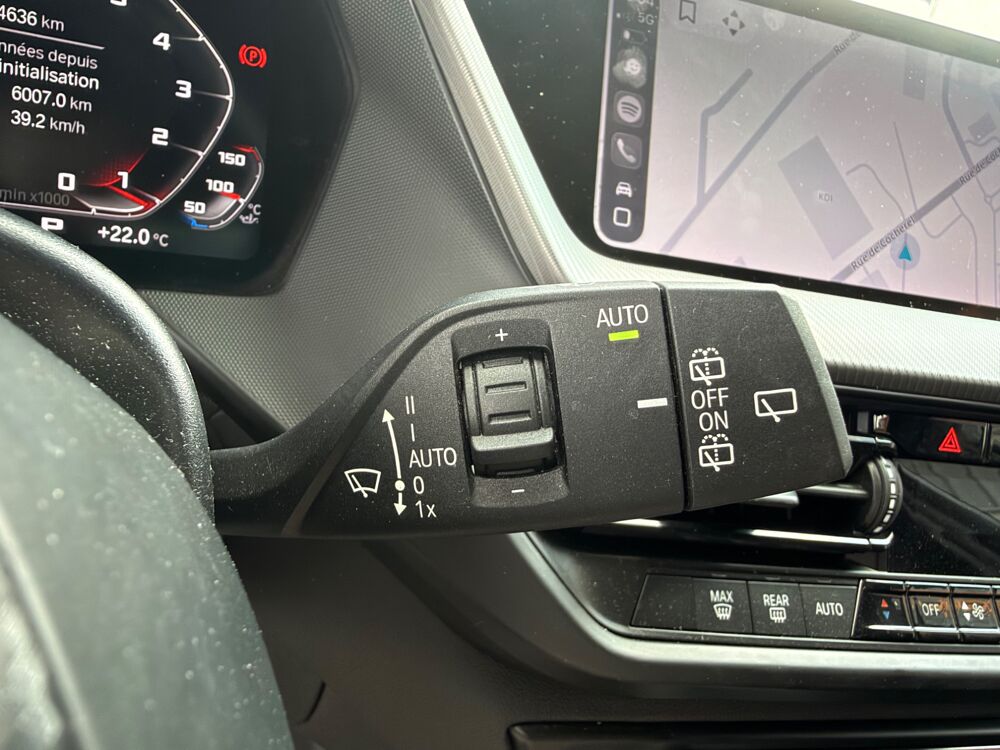 S&eacute;rie 1 118I 140Ch M SPORT BVA - CARPLAY SS FIL - LED AMBIANCE - CA 2019 occasion 27000 &Eacute;vreux