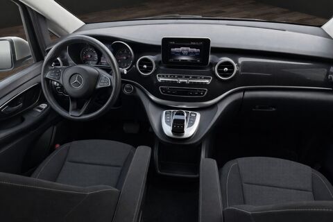 Classe V 2.2 220 CDI 165 COMPACT BUSINESS EXECUTIVE 7G-TRONIC BVA 2016 occasion 74600 Seynod