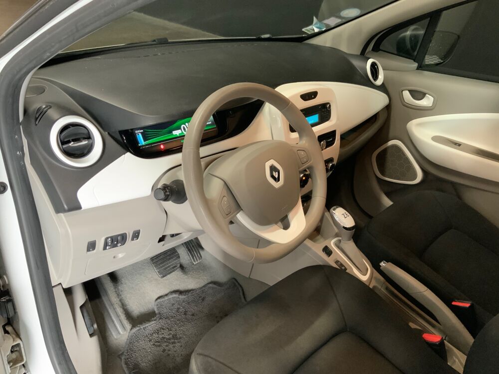 Zo&eacute; R90 ZE 90 40KWH ACHAT INT&Eacute;GRALE LIFE BVA SOH 86% 2018 occasion 26100 Romans-sur-Is&egrave;re