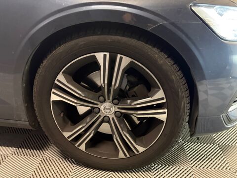 V60 2.0 T8 303 ch + 87 ELEC TWIN-ENGINE HYBRID INSCRIPTION LUXE 2020 occasion 78125 Gazeran