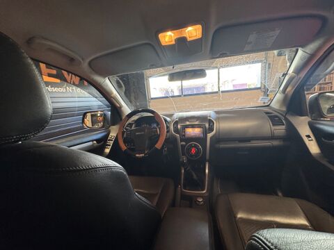 D-MAX DOUBLE CAB 2.5 160 4WD 2017 occasion 83600 Fr&eacute;jus