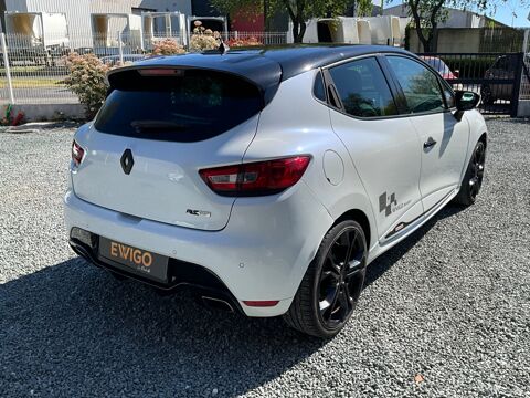 Clio 1.6 200cv RS EDC BVA MONACO GP 2015 occasion 17000 La Rochelle