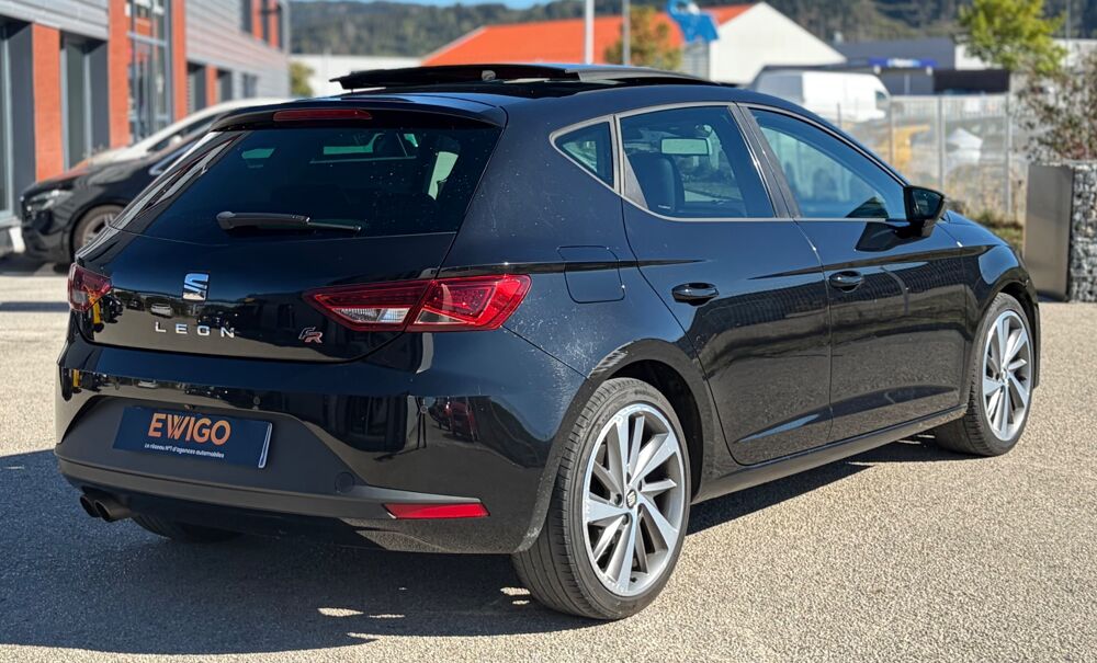 Leon 1.8 TSI 180CH FR DSG 7 START-STOP - TOIT OUVRANT - CARPLAY - 2015 occasion 25300 Pontarlier