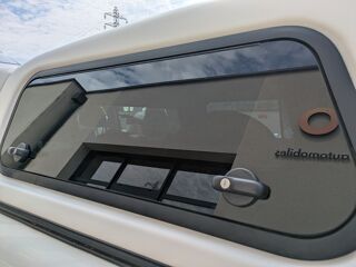Amarok 2.0 BITDI 180 CANYON PERMANENTE 4MOTION BVA / SUPPORT TREUIL 2013 occasion 69420 Ampuis