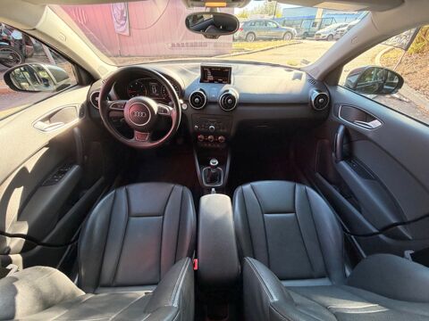 A1 SPORTBACK 1.6 TDI 105Ch AMBITION LUXE - 1ERE MAIN - DISTRIBU 2014 occasion 76150 Saint-Jean-du-Cardonnay