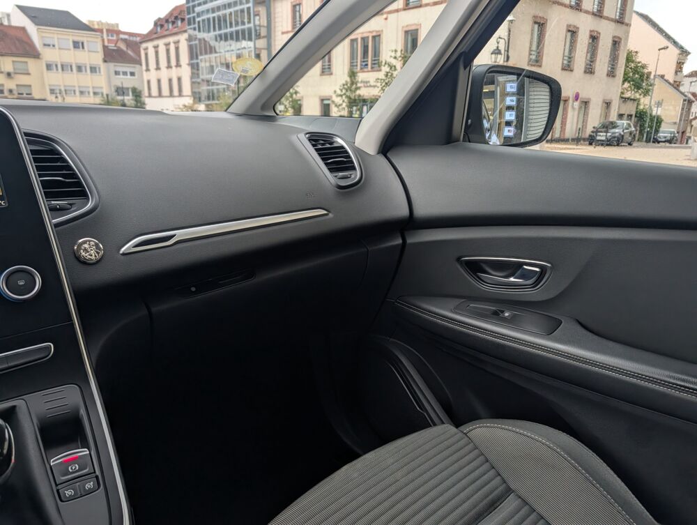Grand scenic IV 1.6 DCI 130ch BUSINESS 7 PLACES - CARPLAY RADAR AV/AR ATTELA 2018 occasion 57600 Forbach