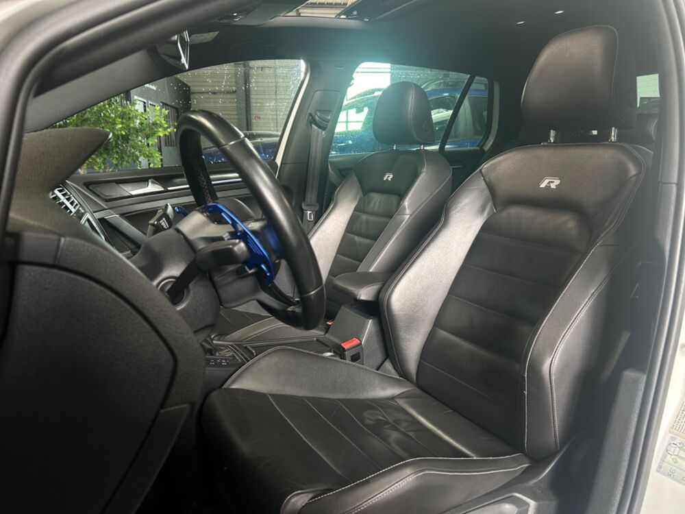 Golf 2.0 TSI 300 CH R 4MOTION DSG6 / TOIT OUVRANT / RADARS AV/ARR 2015 occasion 29000 Quimper