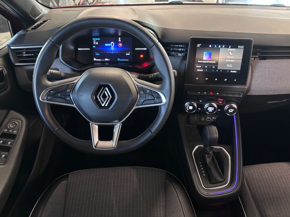 Clio 1.6 E-TECH 145 Ch 90 HYBRID Techno - Entretien RENAULT 2024 occasion 79000 Niort
