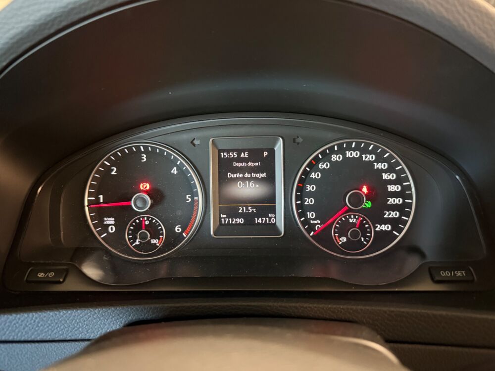 MULTIVAN T5 2.0 BITDI 180 Ch BULLI 4MOTION DSG7 - 7 PLACES - MOTEUR N 2014 occasion 79000 Niort