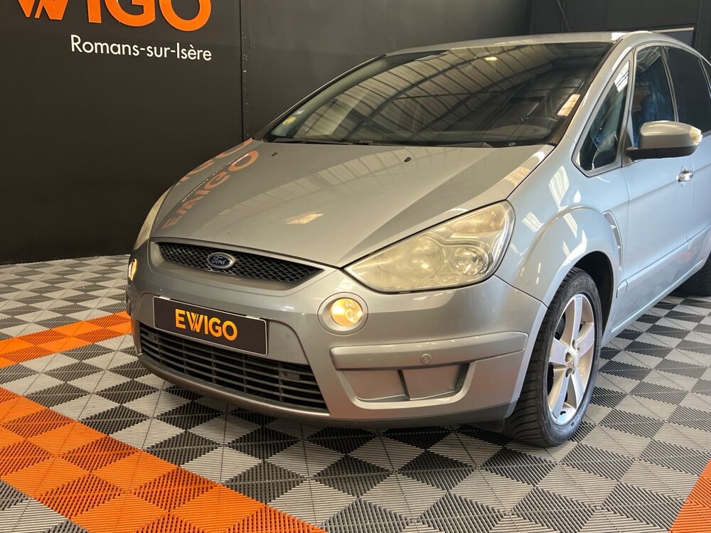 S-MAX 2.0 TDCI 140ch TITANIUM 7 PLACES + BARRE DE TOIT 2009 occasion 26100 Romans-sur-Is&egrave;re