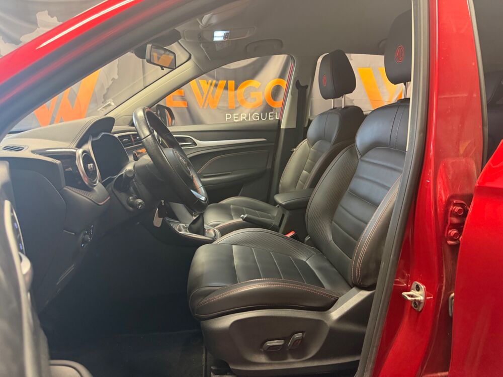MG.ZS 1.5 VTI 106 Ch LUXURY ENTRETIEN CONSTRUCTEUR / 1ERE MAIN / A 2022 occasion 24750 Tr&eacute;lissac
