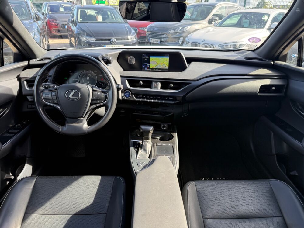 UX 2.0 250 H 184CH 150HEV 1.4KWH LE PLUS 2WD BVA - CAMERA DE 2019 occasion 27000 &Eacute;vreux