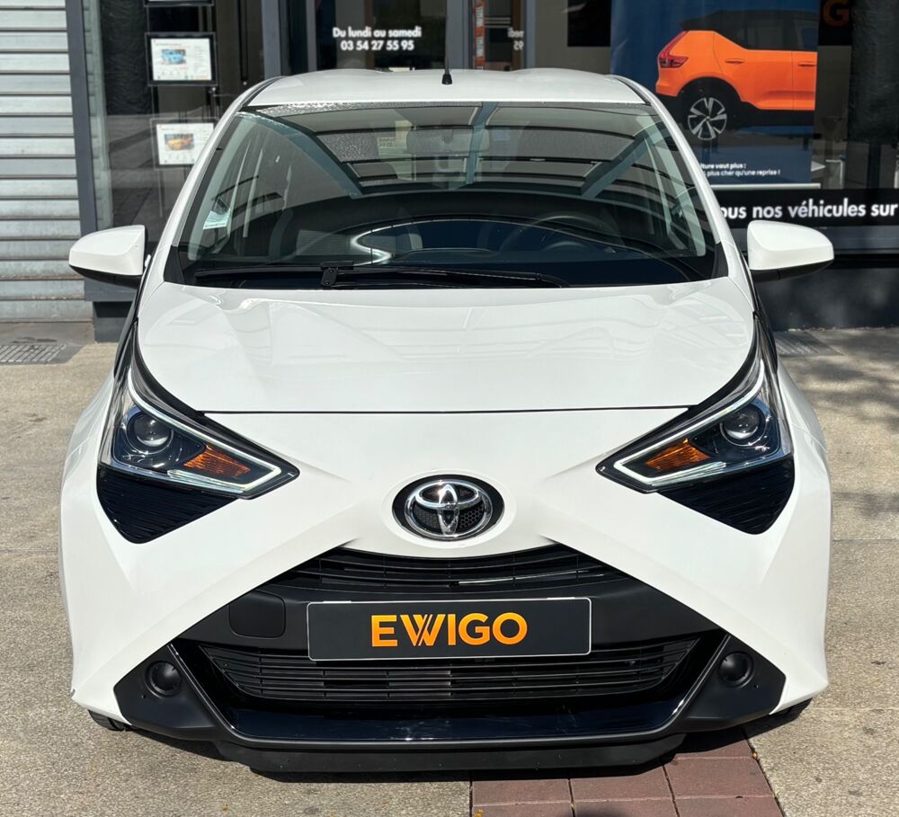 Aygo 1.0 VVTI 72CH X-PLAY X-SHIFT BVA - 1ERE MAIN - SUIVI COMPLET 2021 occasion 57600 Forbach
