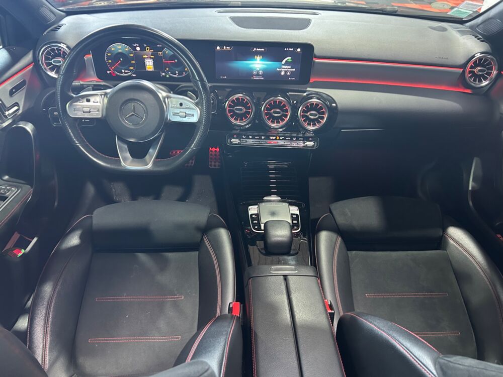Classe A 1.5 180 D 116 CH AMG LINE 7G-DCT SUIVI MERCEDES / TOIT OUVRA 2019 occasion 29000 Quimper