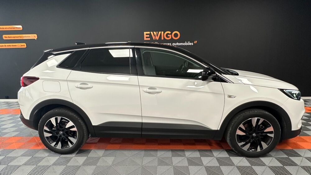 Grandland x 1.2 TURBO 130 ch EDITION 2019 occasion 34430 Saint-Jean-de-V&eacute;das