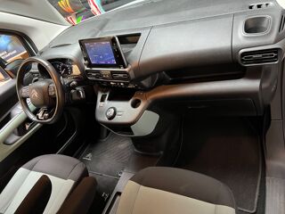 Berlingo GENERATION-III COMBI 1.2 130CH M L1 SHINE EAT BVA / 1ERE MAI 2022 occasion 33320 Eysines