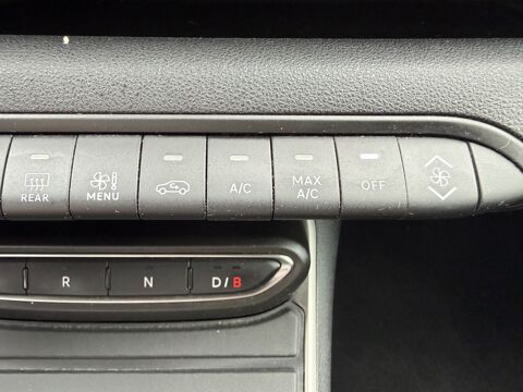Avenger ELECTRIC 155CH 84PPM 54KWH ALTITUDE 2WD BVA -1ERE MAIN - GPS 2024 occasion 27000 &Eacute;vreux