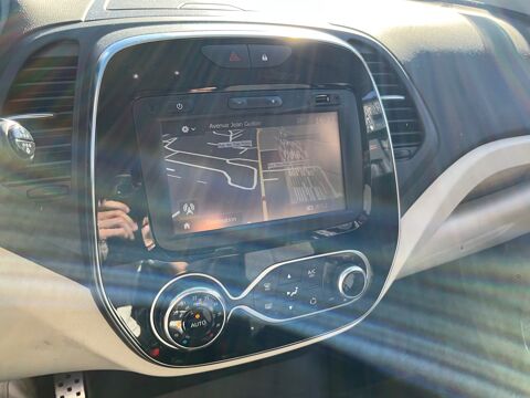 Captur 1.2 TCE 120 ENERGY INTENS EDC BVA 2017 occasion 17000 La Rochelle