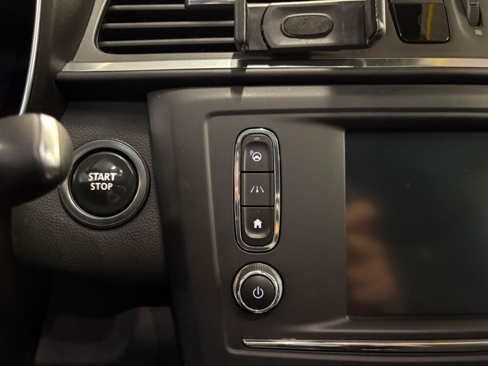 Kadjar 1.2 TCE 130CH INTENS- MOTEUR REMPLACE- ENTRETIEN COMPLET-ATT 2015 occasion 69400 Arnas