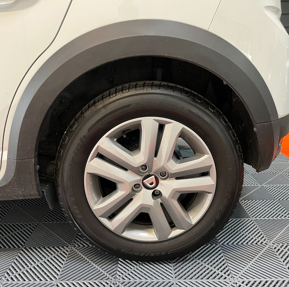 Sandero STEPWAY CONFORt ESSENCE+GPL 100ch / BANQUETTE AR DISPO / FAC 2022 occasion 33260 La Teste-de-Buch