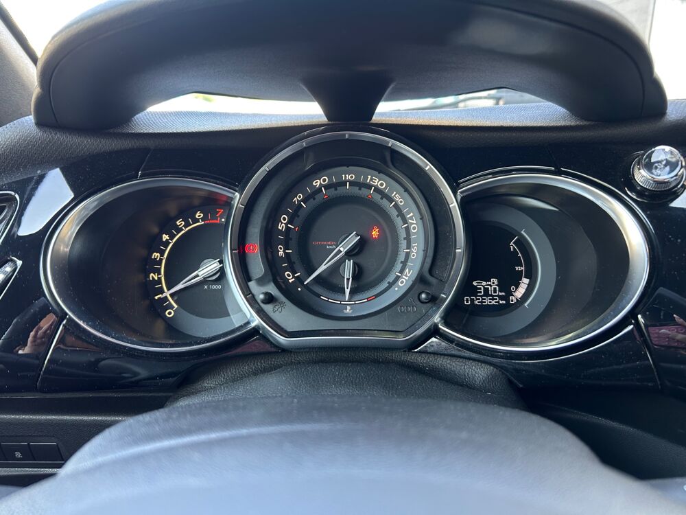 DS3 1.2 L VTI 80ch CHIC CAMERA DE RECUL SI&Egrave;GES CHAUFFANTS AV 2014 occasion 38420 Le Versoud