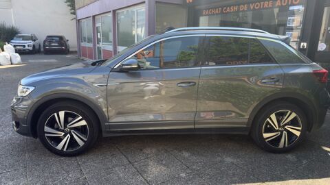 T-ROC 1.5 TSI 150 EVO R-LINE DSG BVA - TOIT OUVRANT - ENTRETIEN CO 2023 occasion 69150 D&eacute;cines-Charpieu