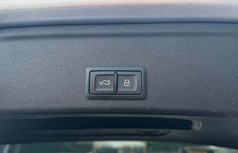 A4 AVANT 2.0 40 TFSI 200 HYBRID MHEV AVUS S-TRONIC BVA CARPLAY 2020 occasion 25000 Besan&ccedil;on