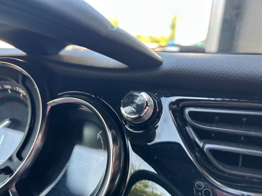 DS3 1.2 L VTI 80ch CHIC CAMERA DE RECUL SI&Egrave;GES CHAUFFANTS AV 2014 occasion 38420 Le Versoud