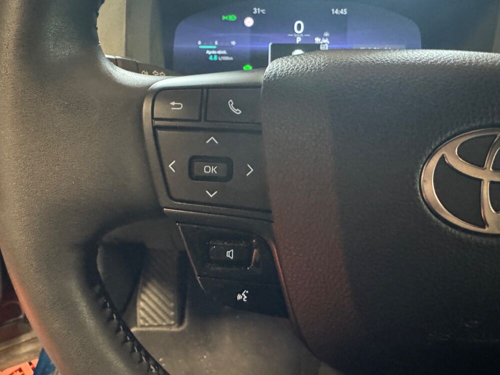 C-HR 1.8 140H 100 HYBRID FULL-HYBRID 0.85KWH DESIGN 4X2 BVA 2024 occasion 83600 Fr&eacute;jus