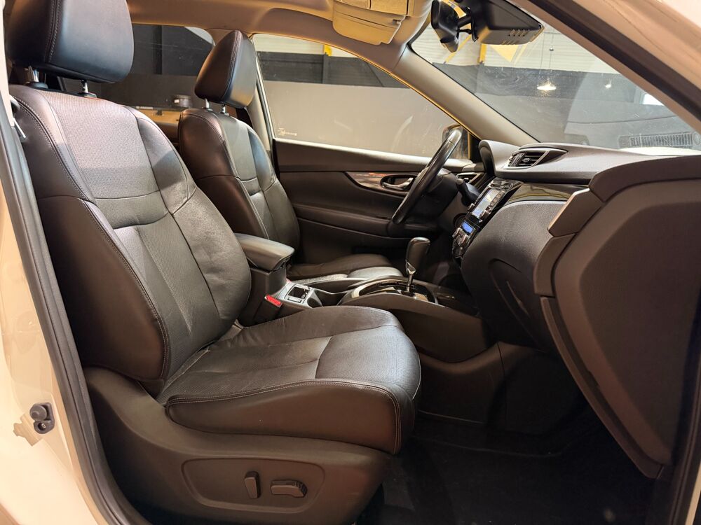 X-Trail 1.6 DCI 130ch TEKNA 2WD X-TRONIC 2016 occasion 81990 Puygouzon