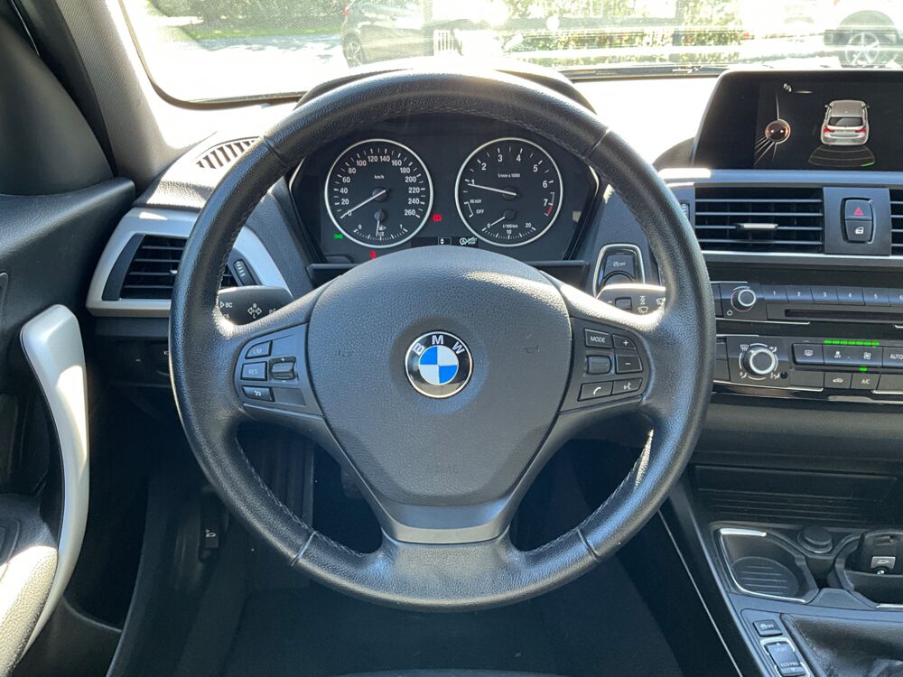 S&eacute;rie 1 1.6 120 I 175cv LOUNGE 4 PNEUS NEUF / RADAR AR / BLUETHOUSE 2015 occasion 17000 La Rochelle