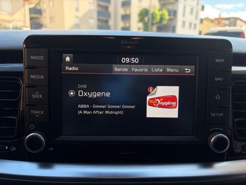 Stonic 1.6 CRDI 110 PREMIUM CARPLAY 2018 occasion 69150 D&eacute;cines-Charpieu