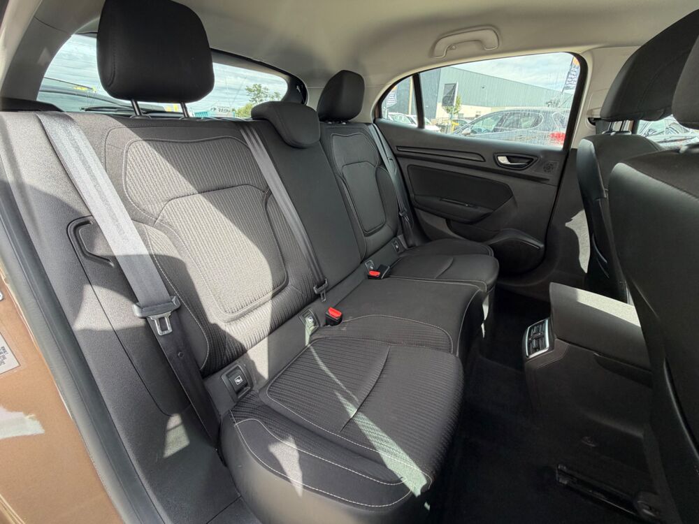 M&eacute;gane 1.5 DCI 110CH ENERGY - CARPLAY - RADAR DE RECUL - CLIMATISAT 2018 occasion 27000 &Eacute;vreux