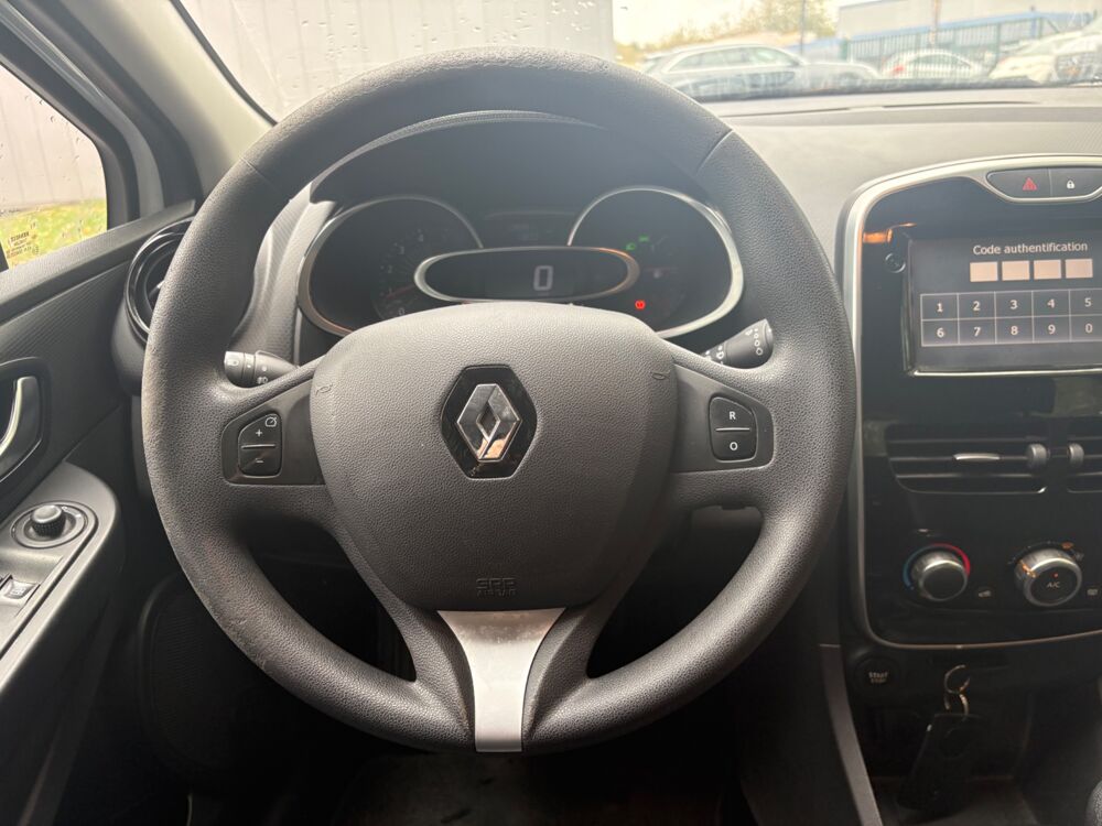 Clio SOCIETE 1.5 DCI 75ch ENERGY AIR / CLIMATISATION - BLUETOOTH 2016 occasion 76150 Saint-Jean-du-Cardonnay