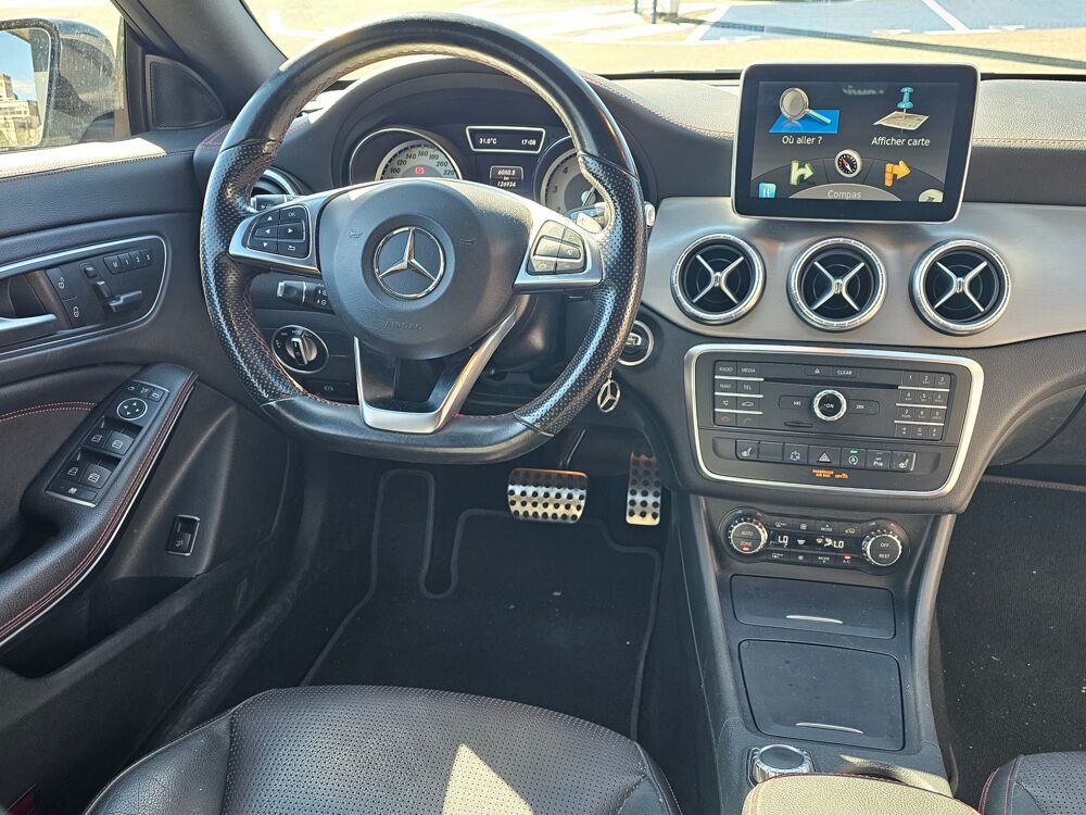 Classe CLA SHOOTING BRAKE 2.0 250 210CH AMG FASCINATION TOIT OUVRANT 7G 2016 occasion 26000 Valence