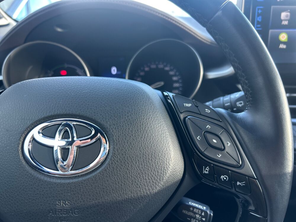 C-HR 1.8 HSD 122H 100 FULL-HYBRID 4X2 E-CVT BVA / CAMERA DE RECUL 2017 occasion 47000 Agen