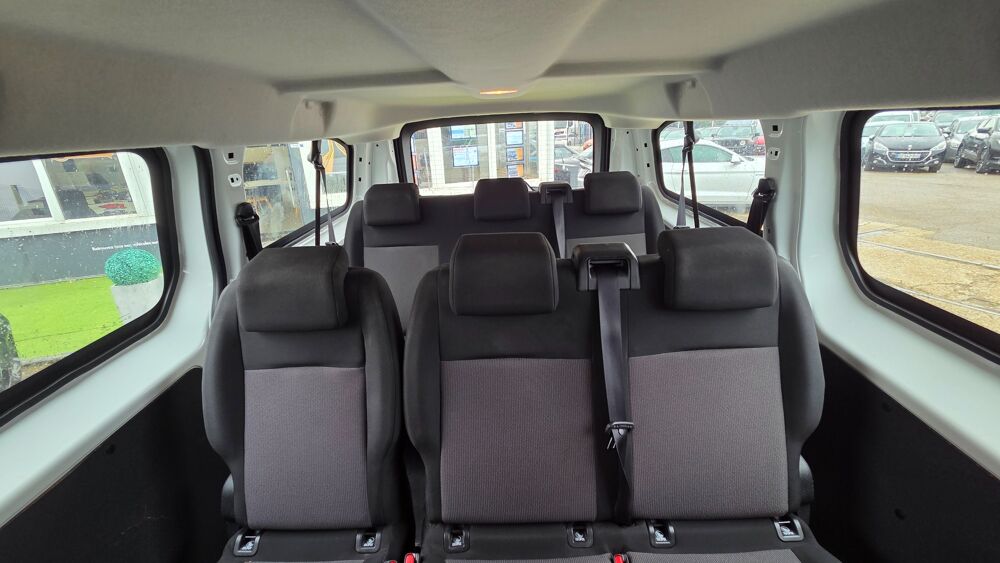 Traveller COMBI RALLONG&Eacute; 9 PLACES 1.5 BLUEHDI 120ch BUSINESS - GPS - A 2021 occasion 27000 &Eacute;vreux