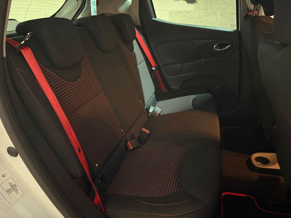 Clio 4RS 1.6 TCE 200CV EDC BVA-PREMIERE MAIN-ORIGINE FRANCE 2015 occasion 60740 Saint-Maximin