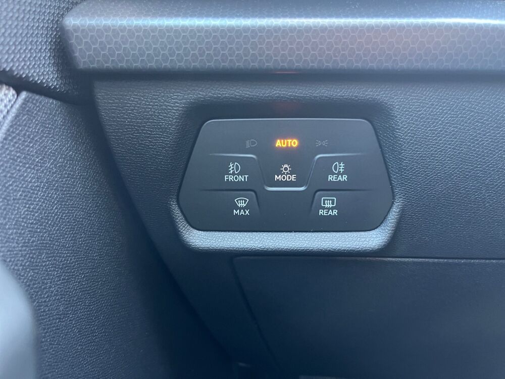 Leon ST 2.0 TDI 150 BUSINESS DSG BVA START-STOP 2022 occasion 38590 Saint-&Eacute;tienne-de-Saint-Geoirs