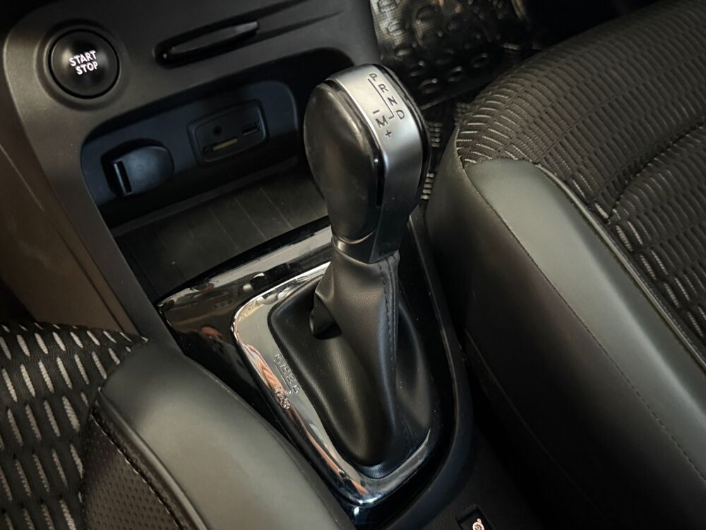 Captur 1.2 TCE 120 ch ENERGY INTENS EDC 2017 occasion 65290 Juillan